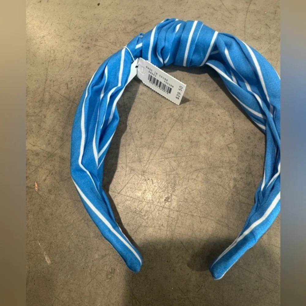 J.CREW blue & white striped 100% cotton headband- see pic for design details 🤍💙